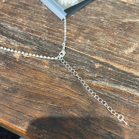 🎁 4/$25 - ARDENE Occasion Rhinestone Necklace and Earring set - NEW - Picture 2 of 2